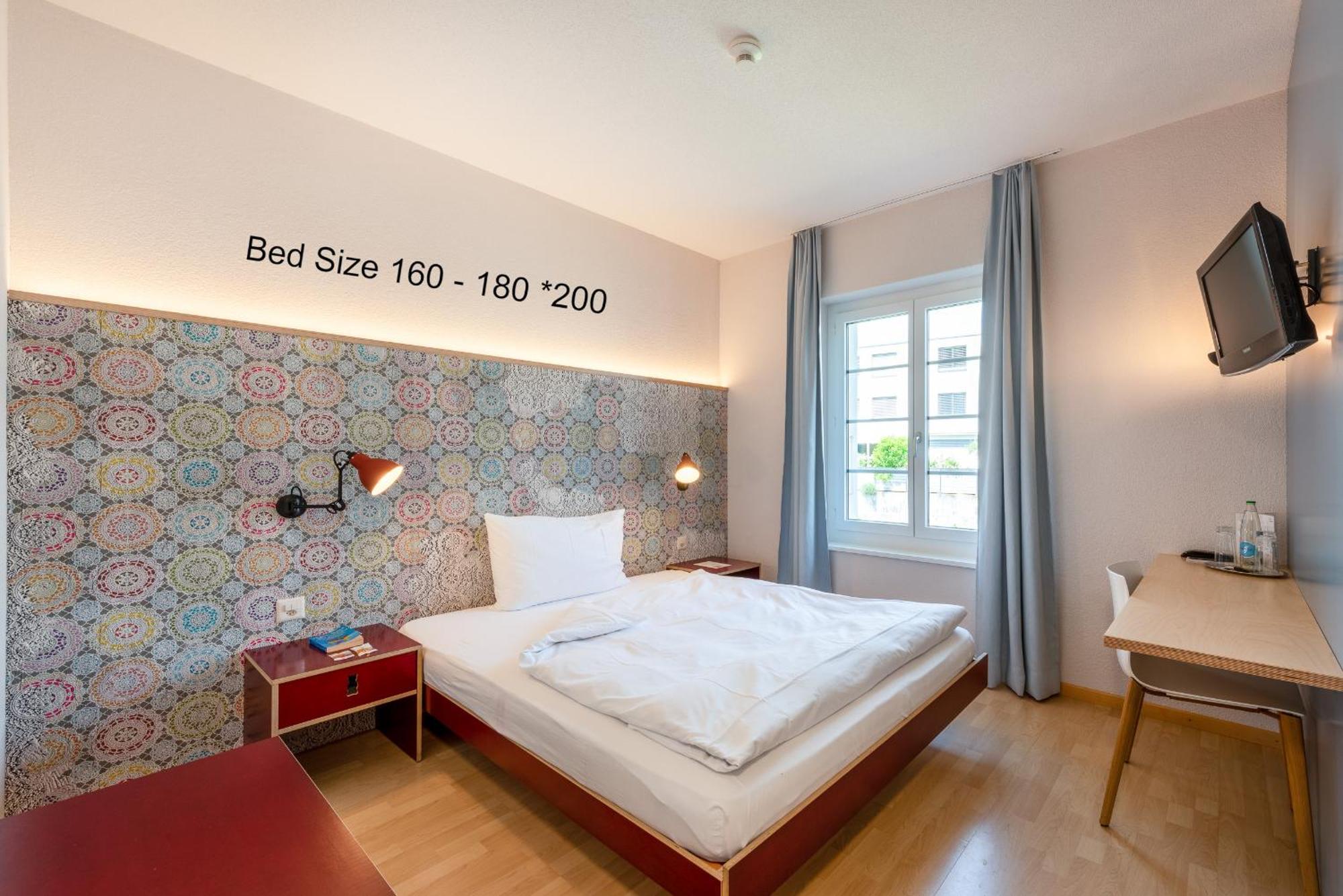 Baeren Self Check-In Hotel Solothurn Værelse billede